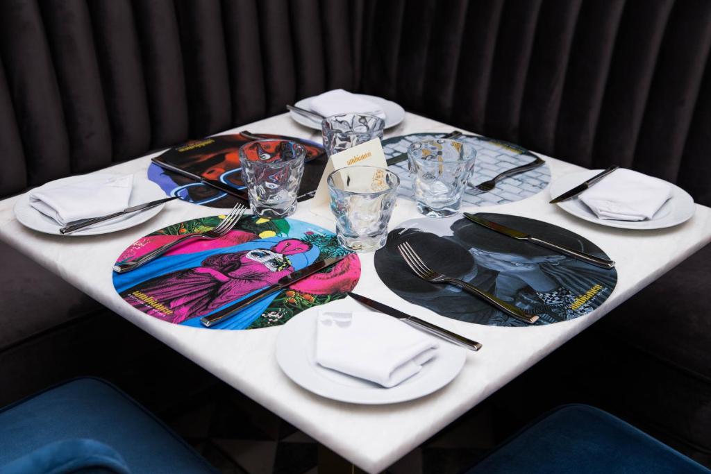 Ambiance Boutique Art Hotel