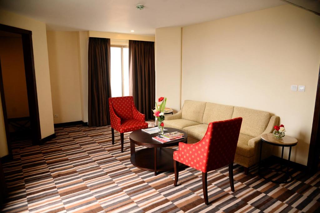Avari Xpress Gulberg