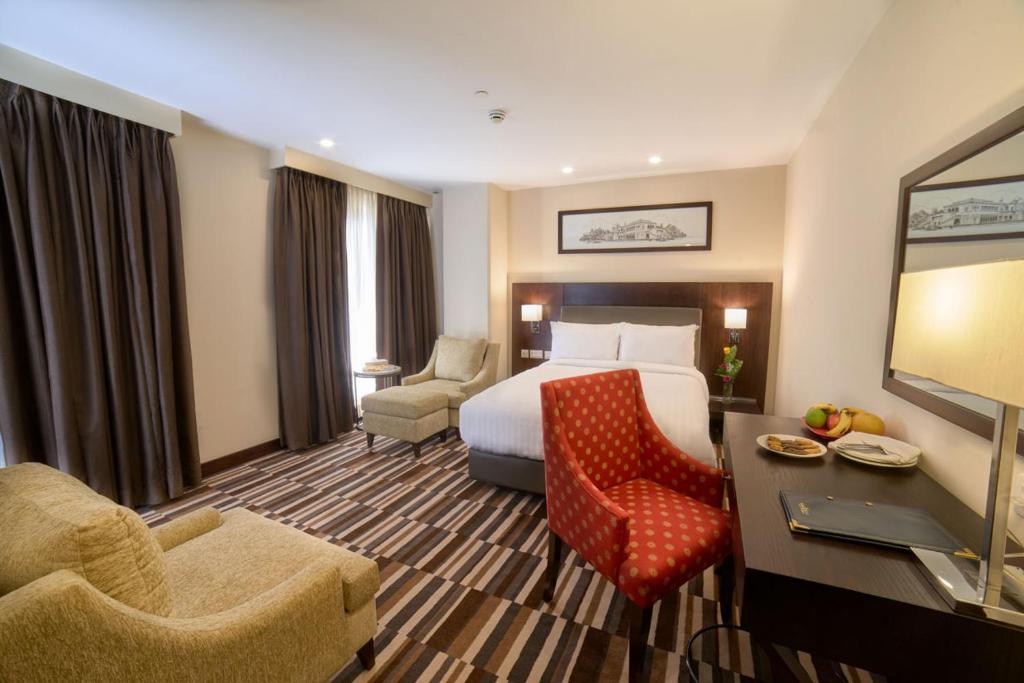 Avari Xpress Gulberg