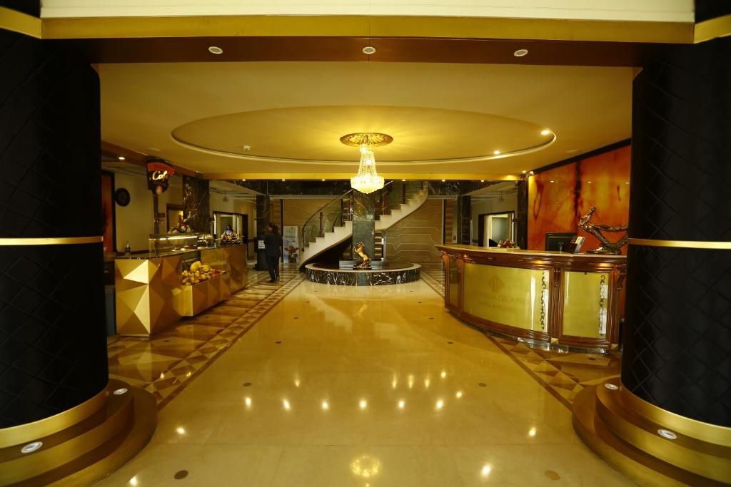 Bahria Grand Hotel And Resort