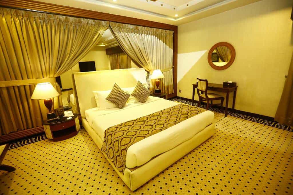 Bahria Grand Hotel And Resort