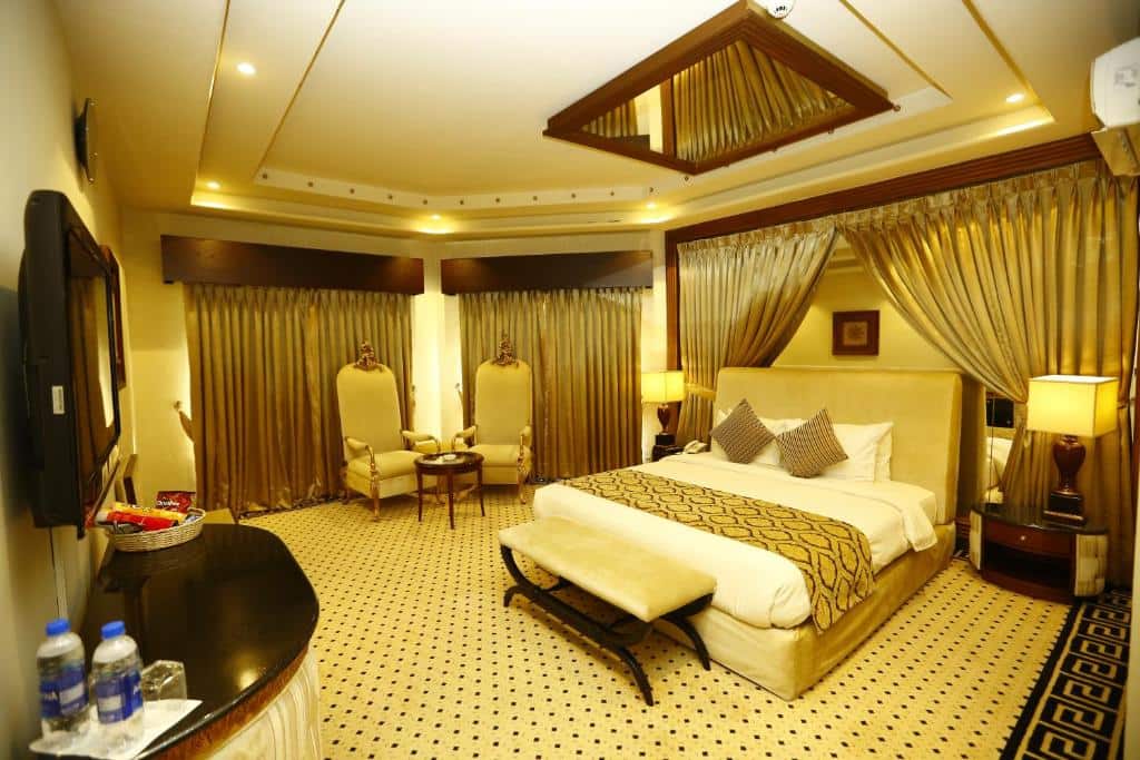 Bahria Grand Hotel And Resort