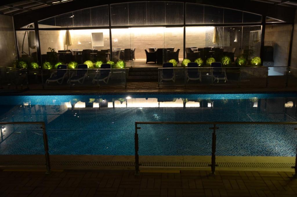 HOTEL dGATES Lahore