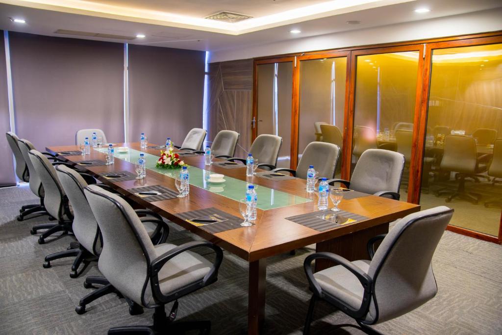 HOTEL dGATES Lahore