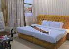 Helen Suites Hotel