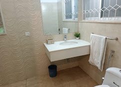 Hotel Gulberg Grand