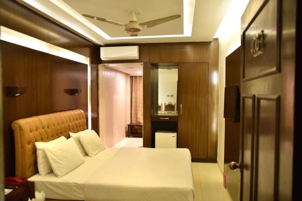 Hotel MayFair