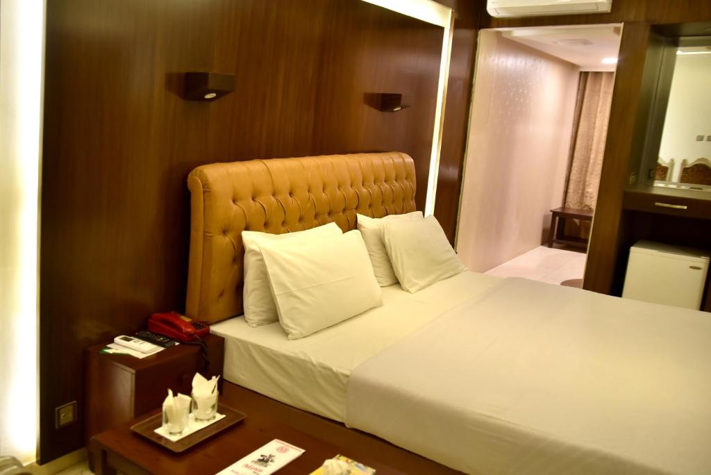 Hotel MayFair