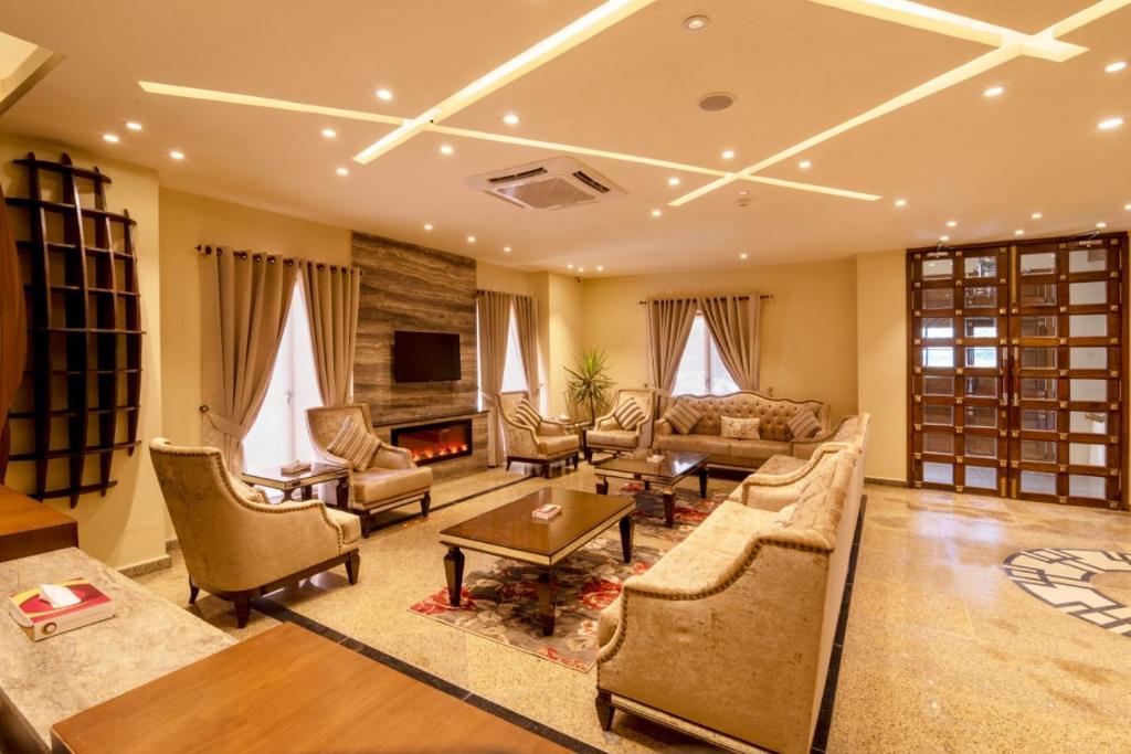 Hotel One Garden Town