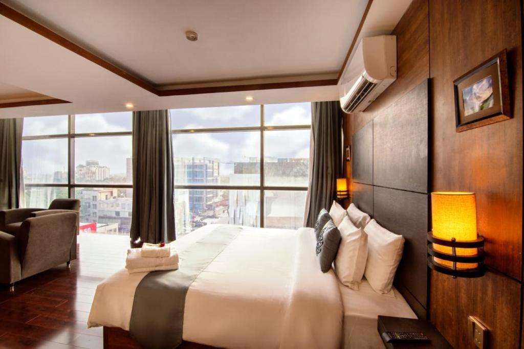 Hotel One Gulberg.
