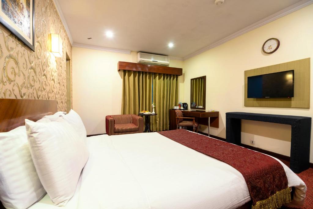 Hotel One The Mall