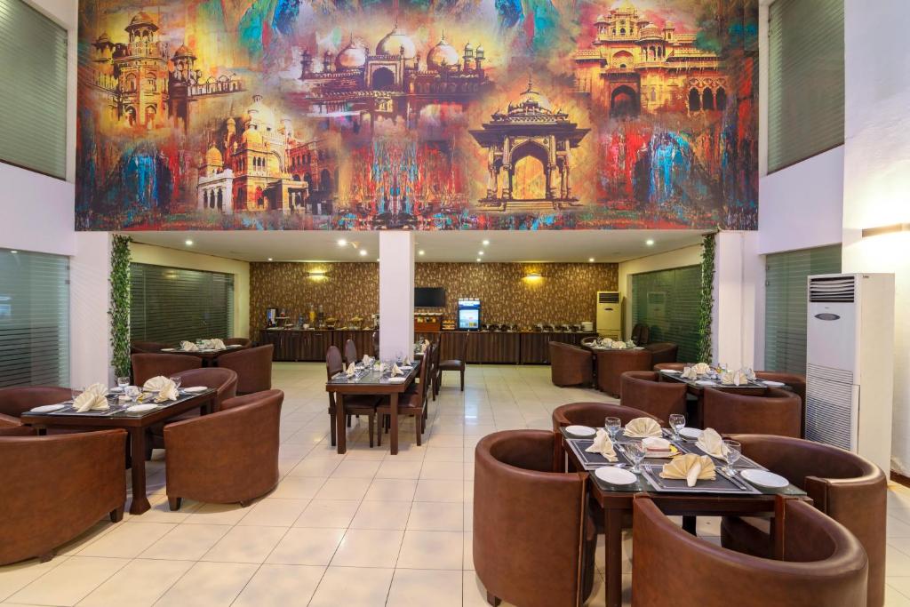 Hotel One The Mall