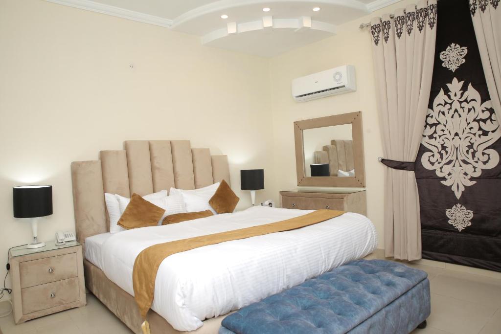 Hotel Premier Inn Grand