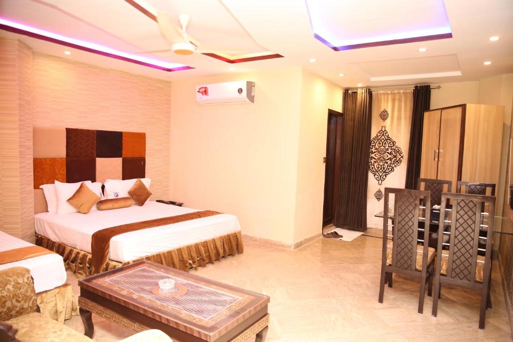 Hotel Premier Inn Gulberg