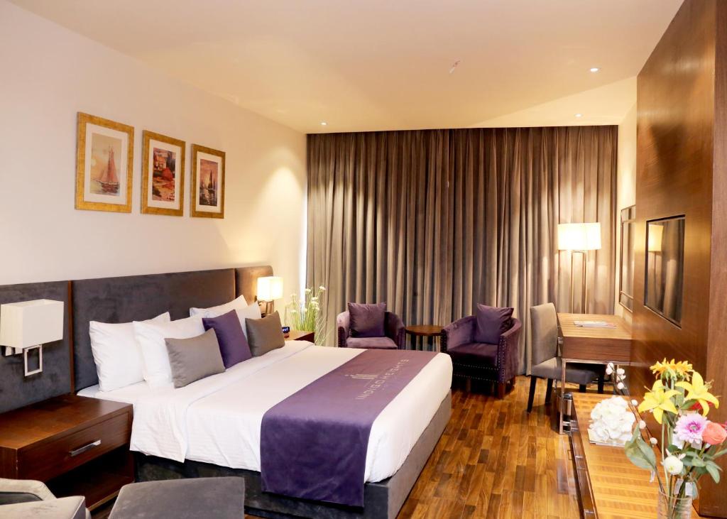 Indigo Heights Hotel & Suites