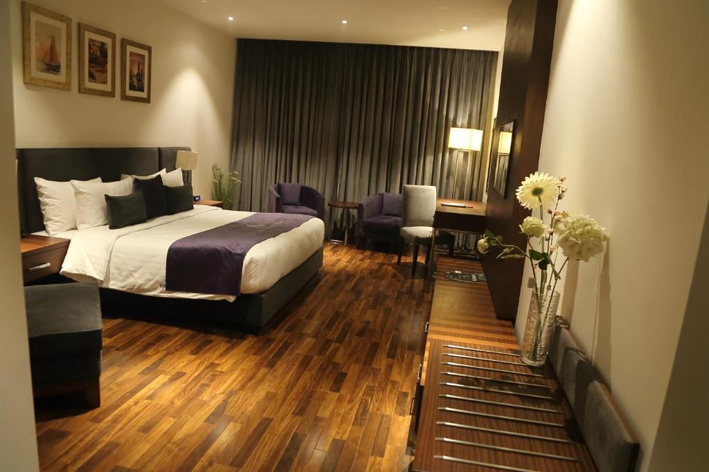 Indigo Heights Hotel & Suites