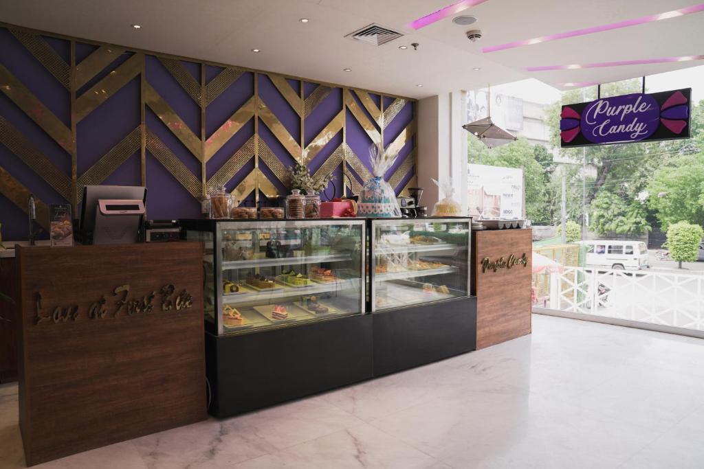 Indigo Heights Hotel & Suites
