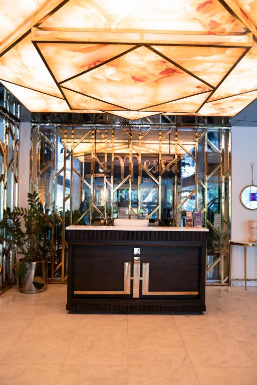 Indigo Heights Hotel & Suites