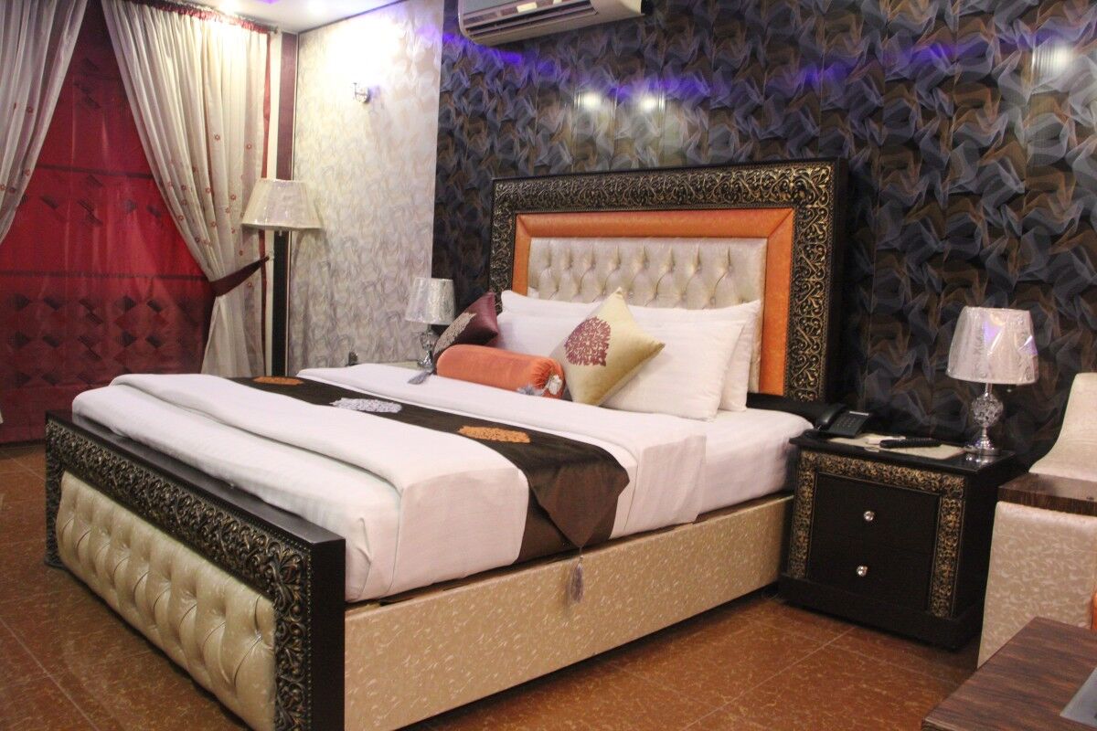 New Hotel the Le schanze