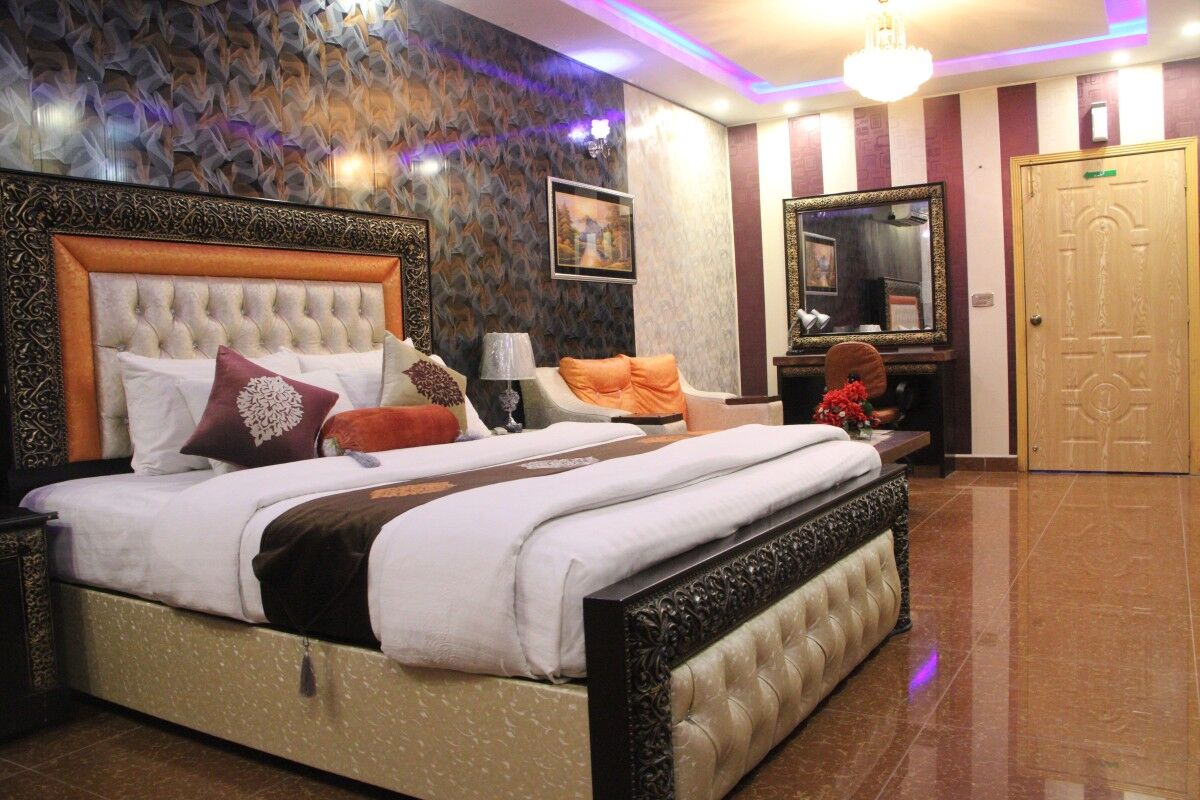 New Hotel the Le schanze
