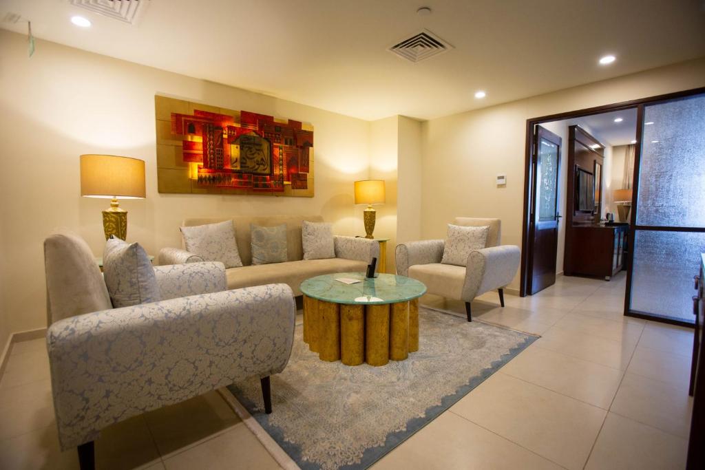 Nine Tree Luxury Hotel And Suites
