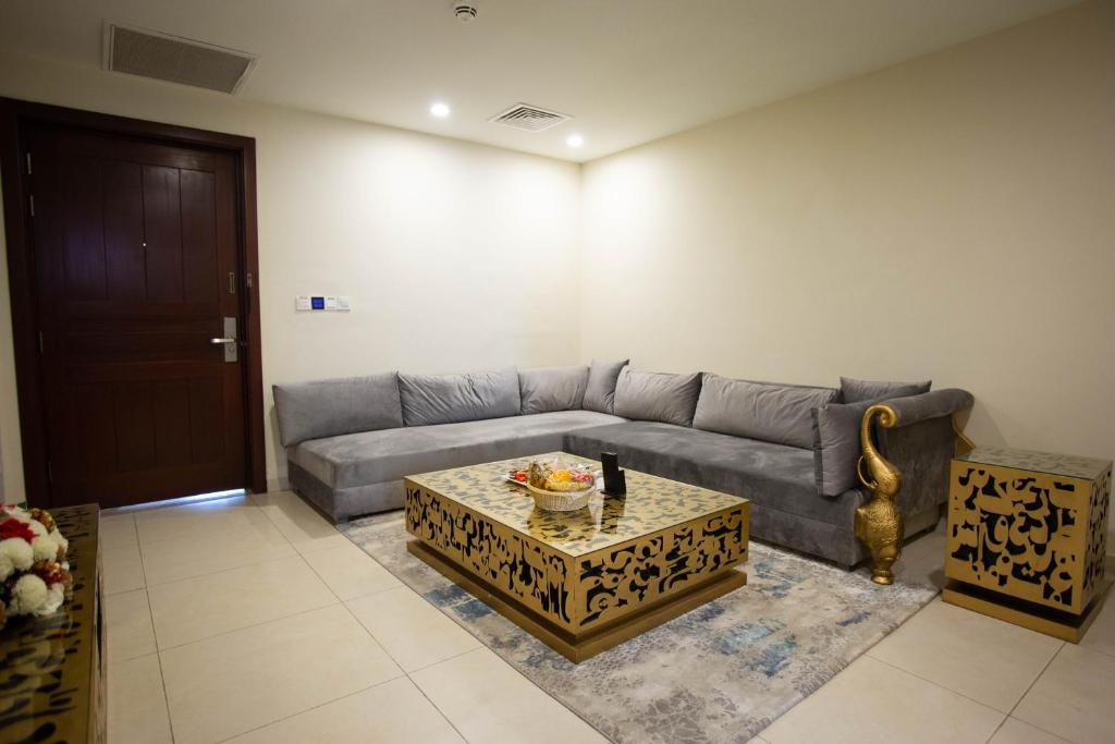 Nine Tree Luxury Hotel And Suites