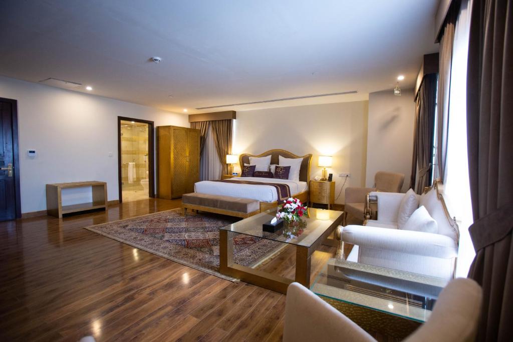 Nine Tree Luxury Hotel And Suites