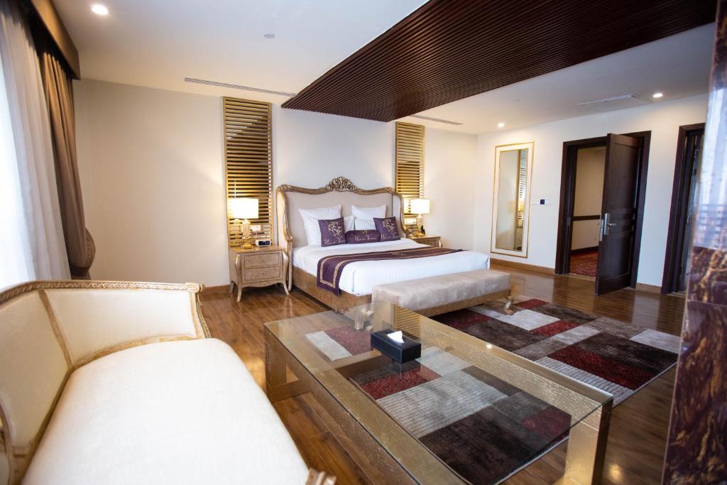 Nine Tree Luxury Hotel And Suites