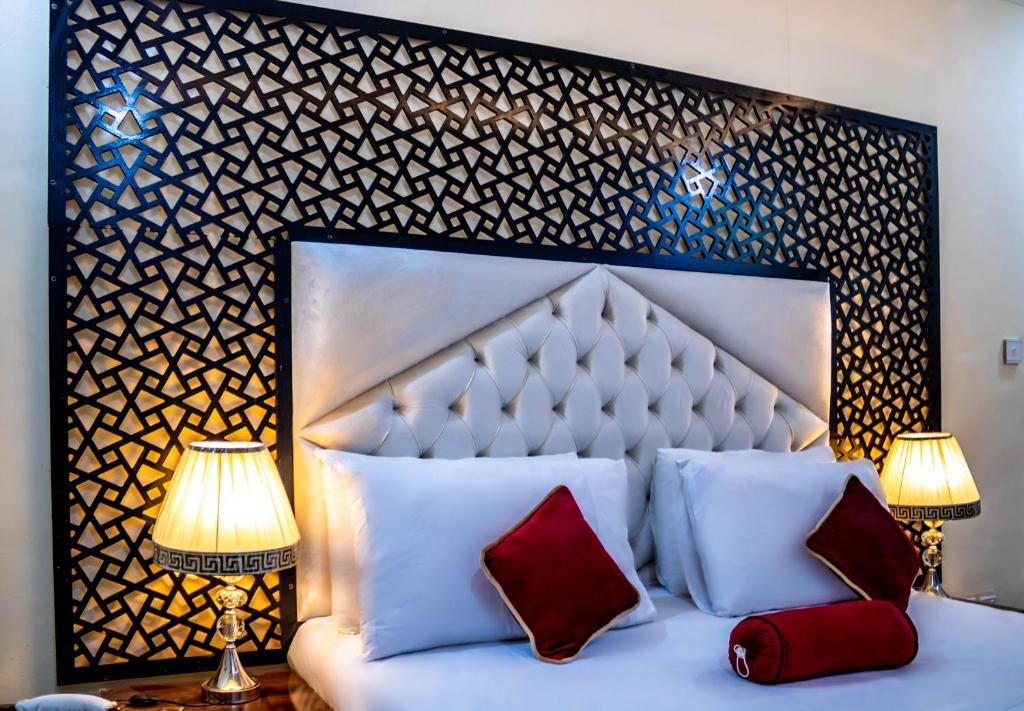 Rose Palace Hotel Liberty