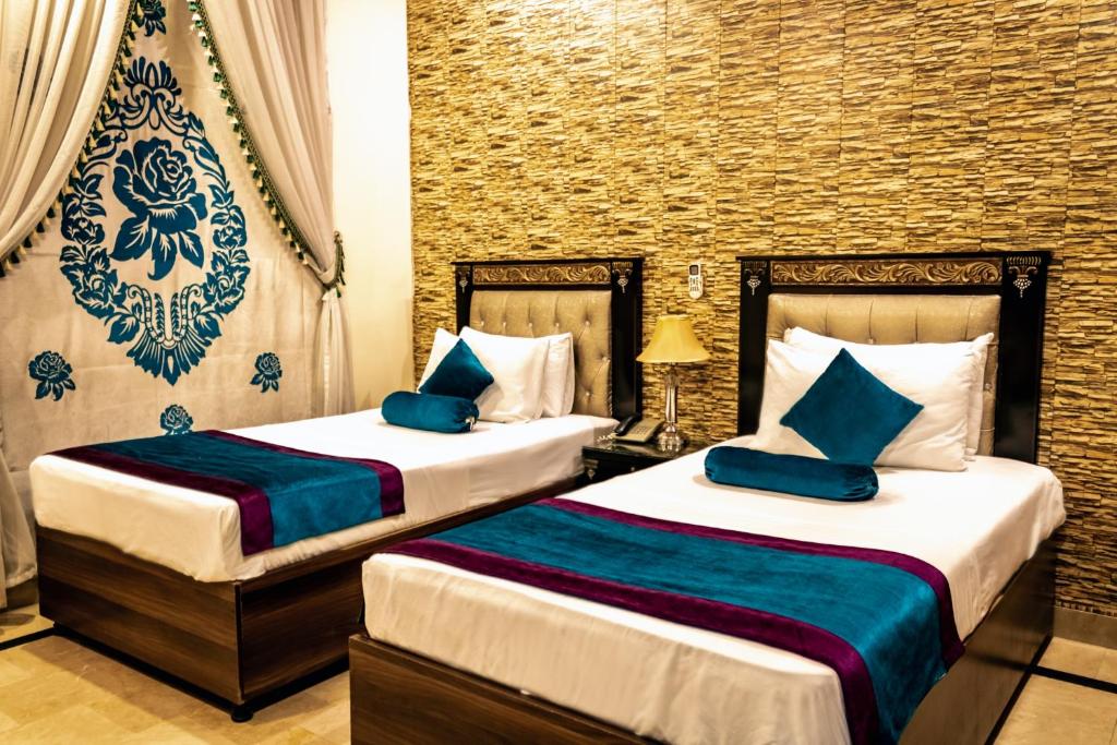 Rose Palace Hotel, Garden Town