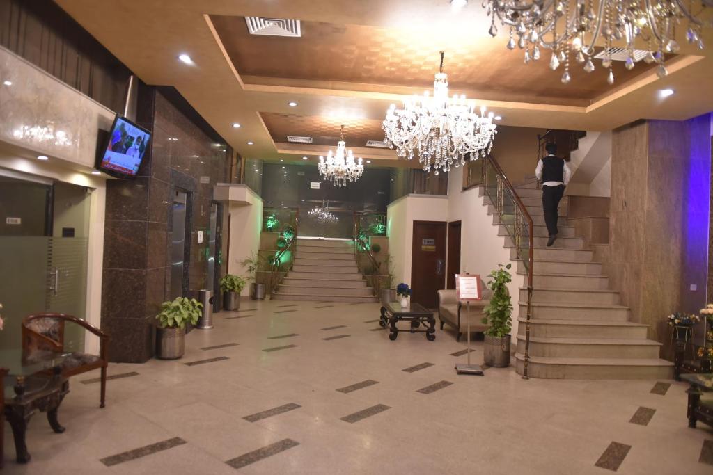 Shalimar Tower Hotel