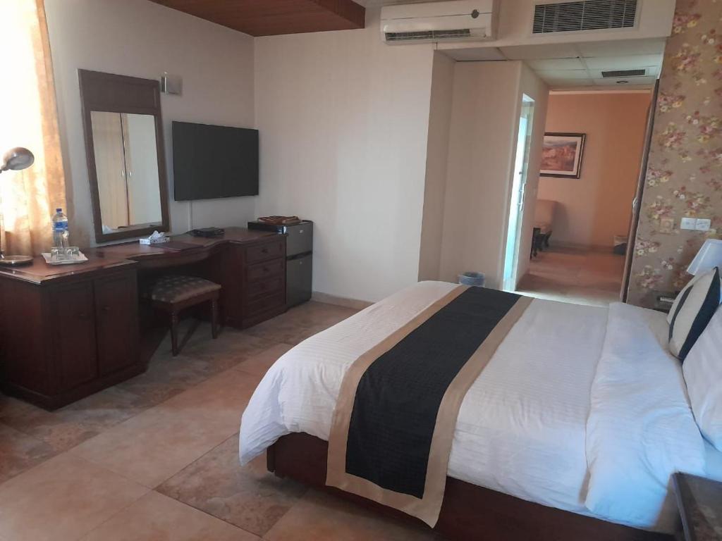 Shalimar Tower Hotel