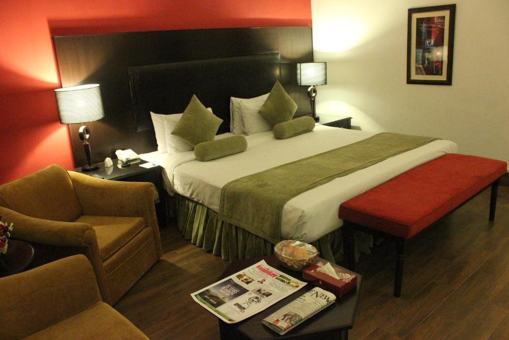 Smart Hotel Lahore