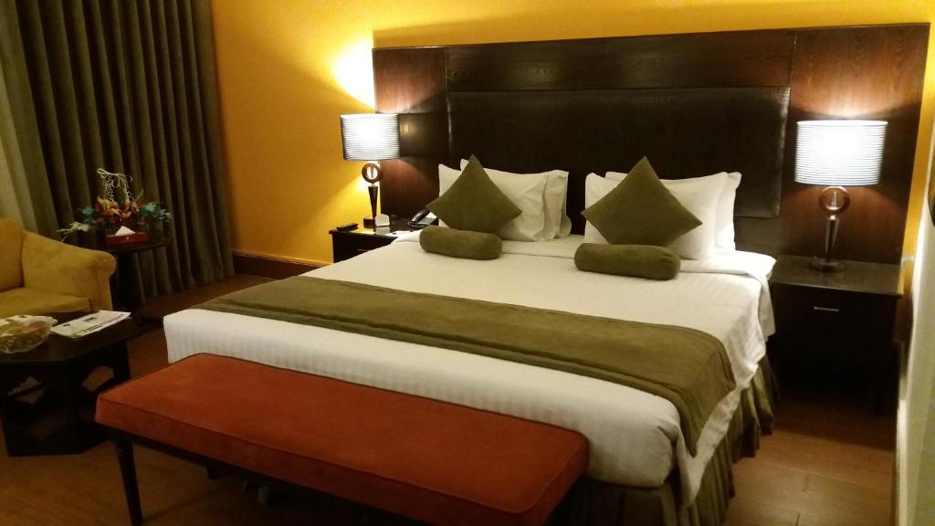 Smart Hotel Lahore