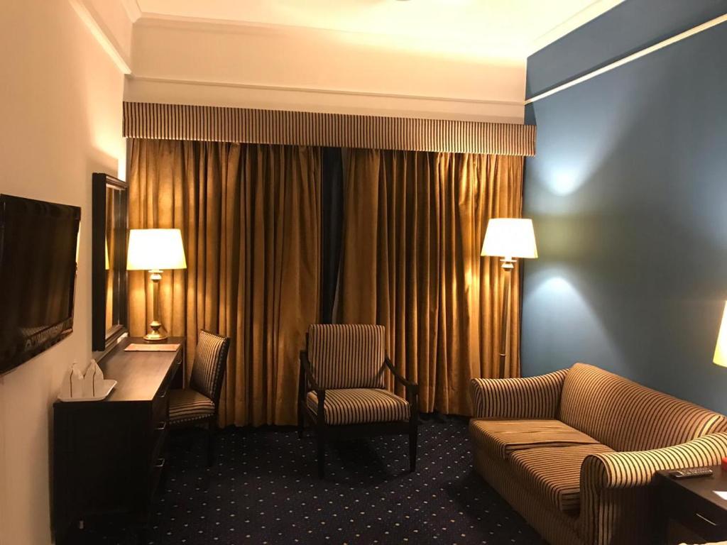 Smart Hotel Lahore