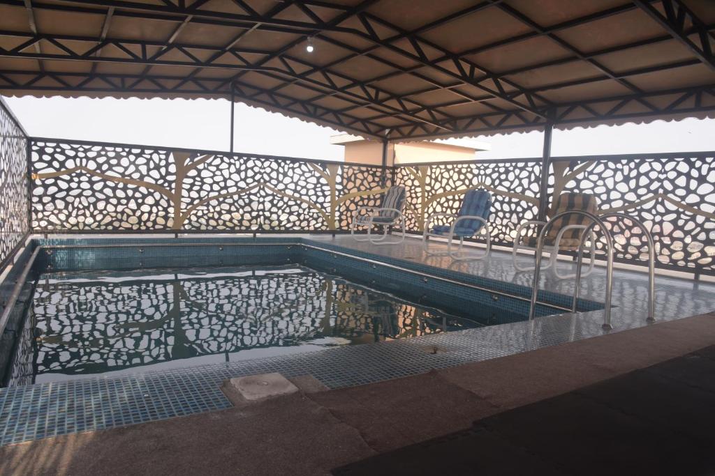 The Rich Hotel