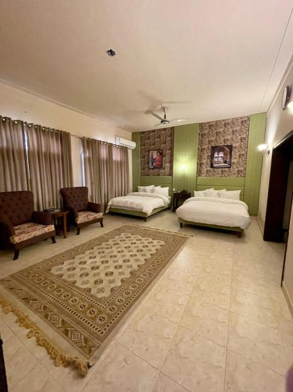 Shelton Hotel Mardan
