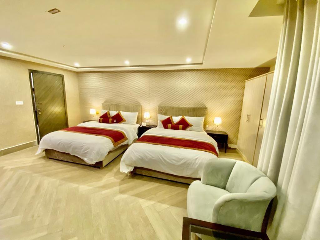 Shelton Hotel Mardan