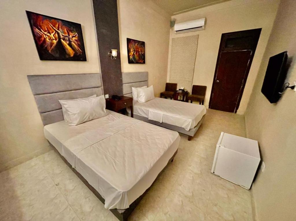 Shelton Hotel Mardan