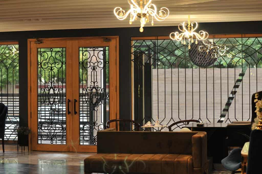 Bel Morris Hotel and Resorts