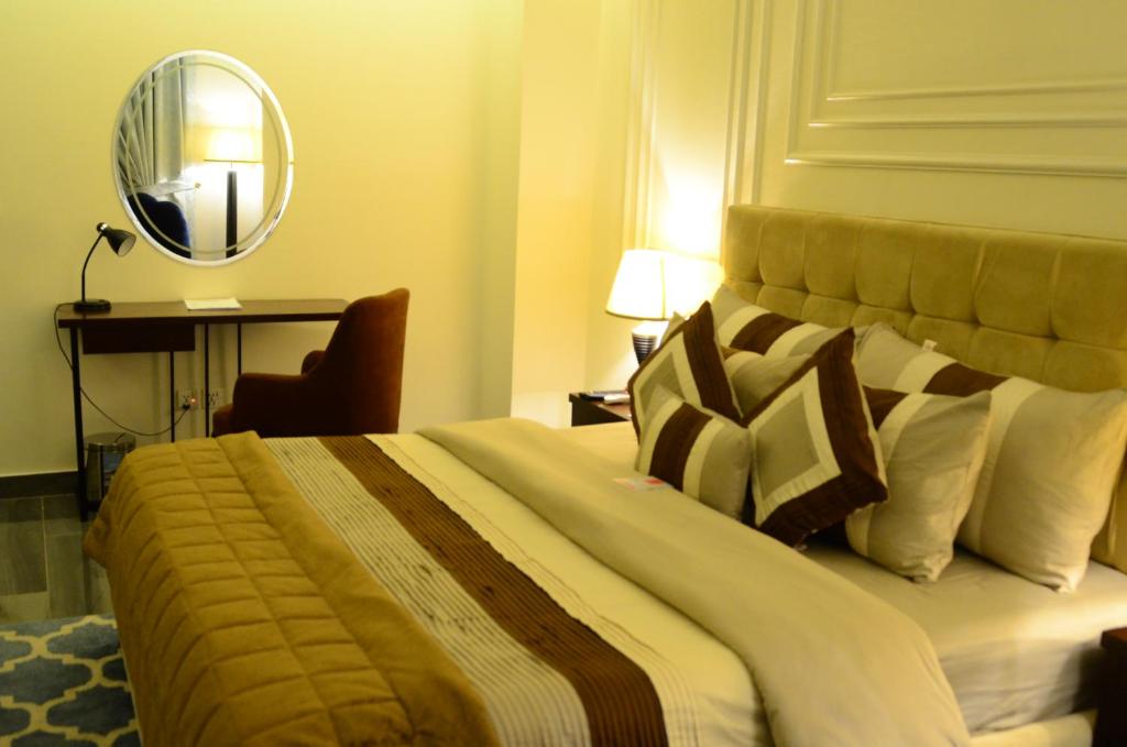 Bel Morris Hotel and Resorts