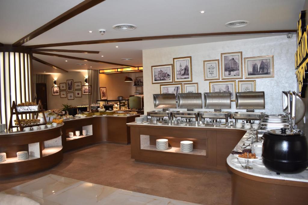 Falettis Grand Hotel Multan