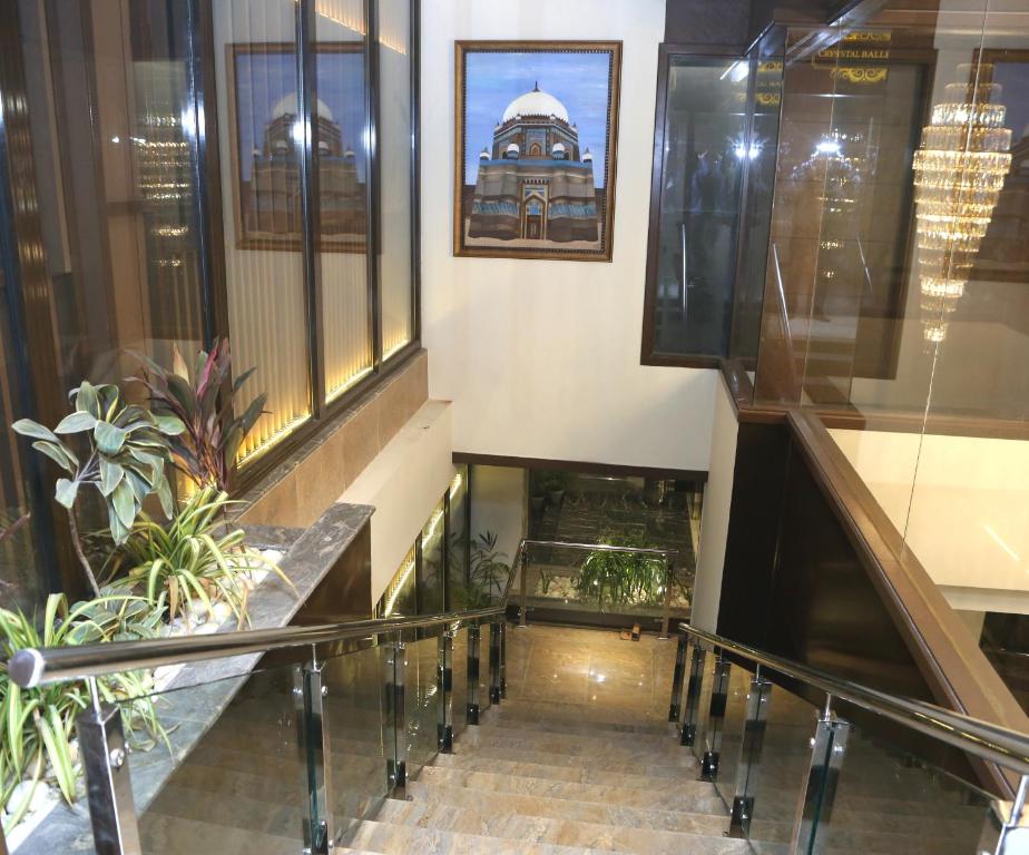 Falettis Grand Hotel Multan
