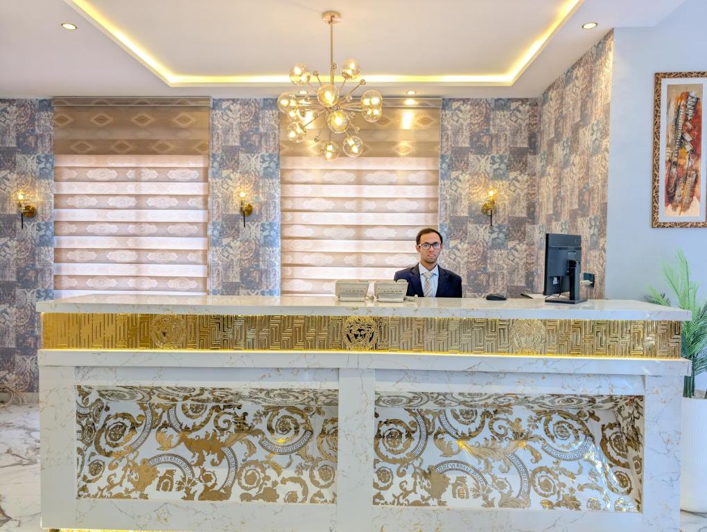 Grand Shalimar Hotel