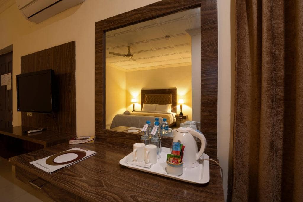 Hotel One Lalazar Colony