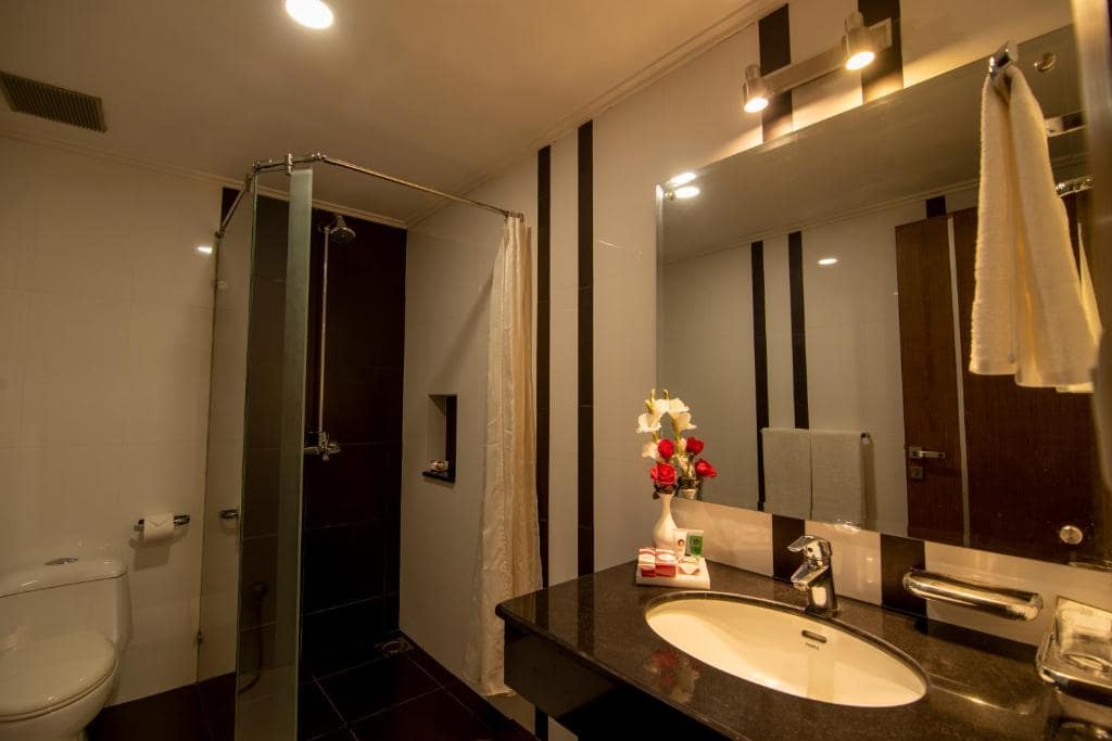 Hotel One Tariq Road