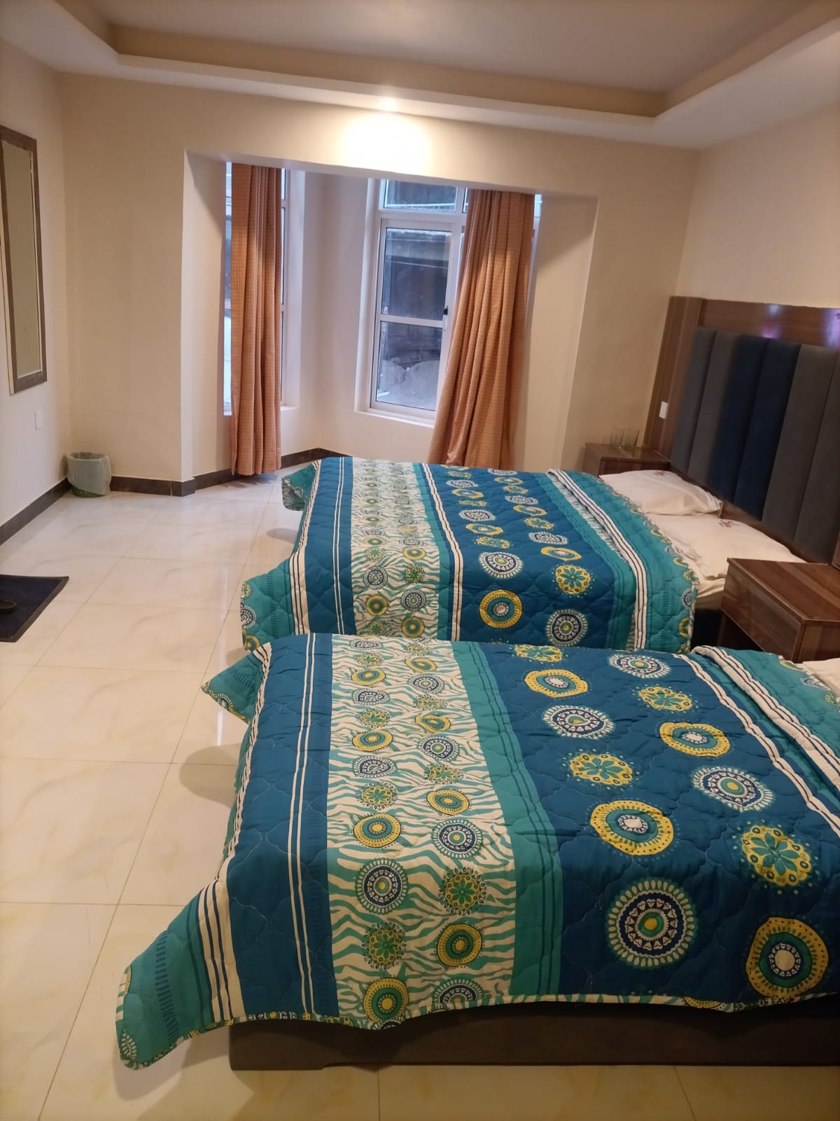 Akkas Hotel Murree
