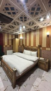 Al Qamar Murree
