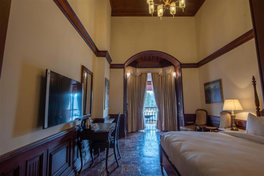 Cecil Hotel by Pearl-Continental