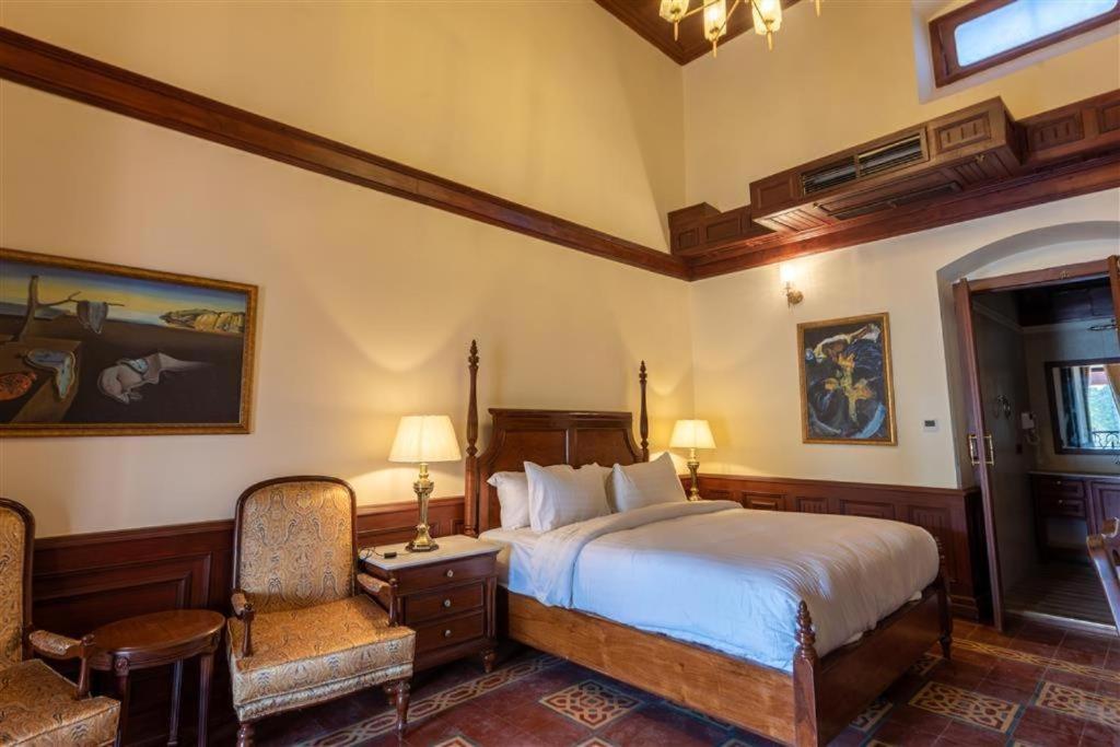 Cecil Hotel by Pearl-Continental